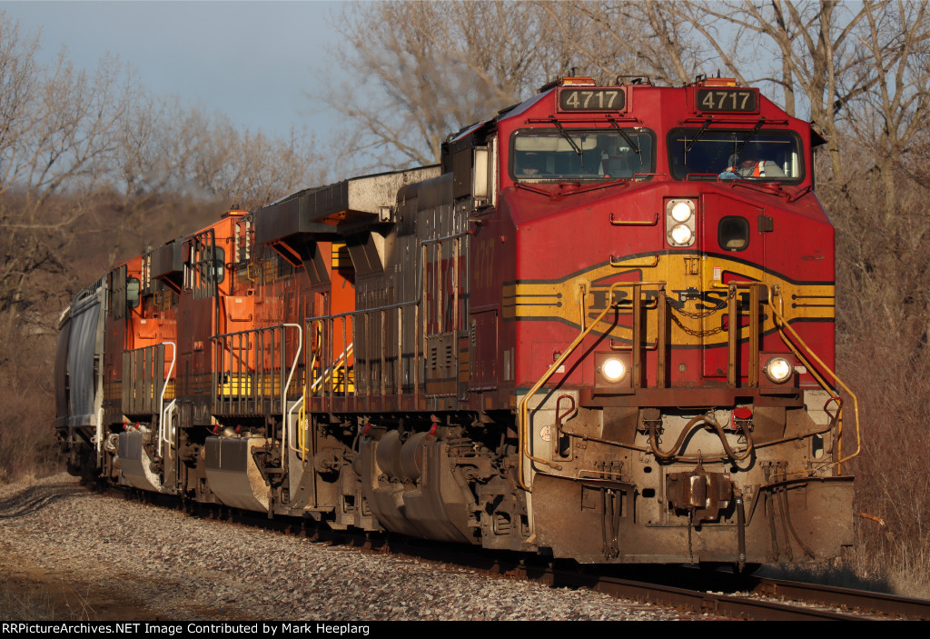 BNSF 4717